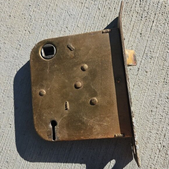 Vintage Brass Door Hardware Lot Antique Knobs Lock Chamber Cover Hinges Screws - Picture 13 of 16